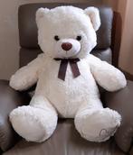 Crèmekleurige knuffelbeer / teddybeer Max & Sax (Sint), Kinderen en Baby's, Speelgoed | Knuffels en Pluche, Ophalen, Zo goed als nieuw