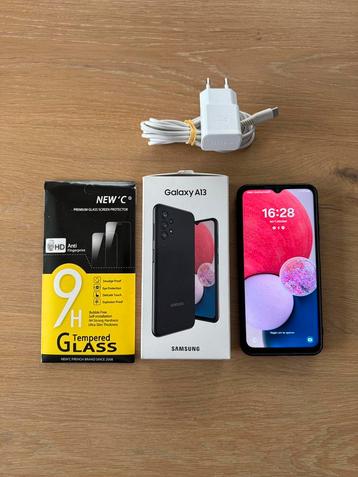 Galaxy A13 64gb groot 6.6inch scherm met hoes,lader,doos beschikbaar voor biedingen