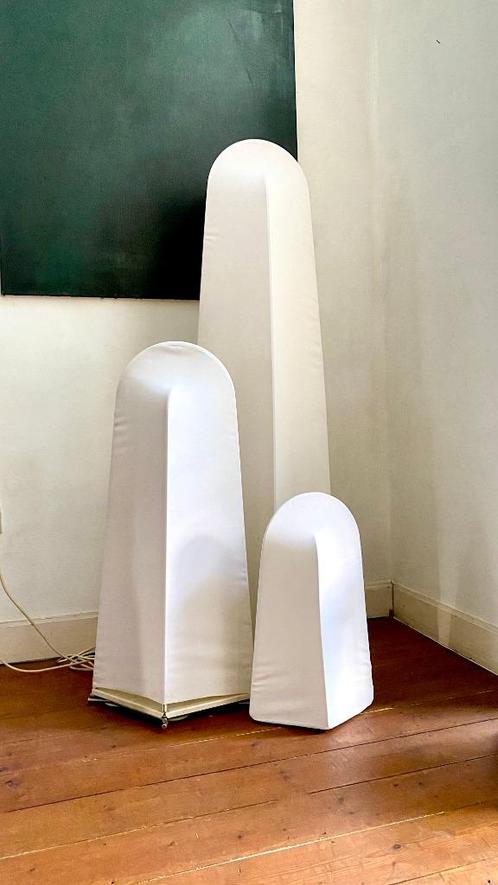 volledige set van 3 Kazuki vloerlampen van Kazuhide Takahama, Huis en Inrichting, Lampen | Vloerlampen, 150 tot 200 cm, Metaal