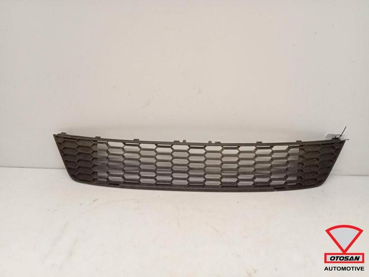 Skoda Octavia 3 RS Voorbumper Rooster Midden 5E0853677B, Auto-onderdelen, Carrosserie, Bumper, Skoda, Gebruikt