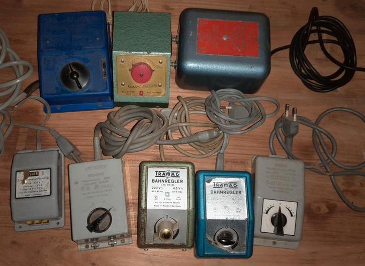 Partij Modeltrein trafo's Div soorten. apart of samen, Hobby & Loisirs créatifs, Trains miniatures | Échelles Autre, Utilisé, Transformateur ou Alimentation