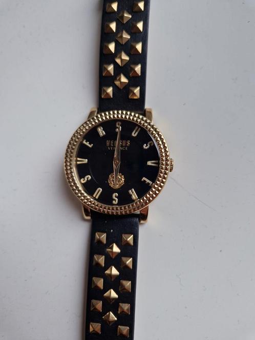 Horloge , versus versace , nieuw , leder, Handtassen en Accessoires, Horloges | Dames, Nieuw, Ophalen of Verzenden