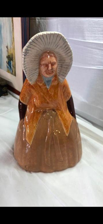 Stanton keramieken figure  door GIL FRANCO getekend beschikbaar voor biedingen