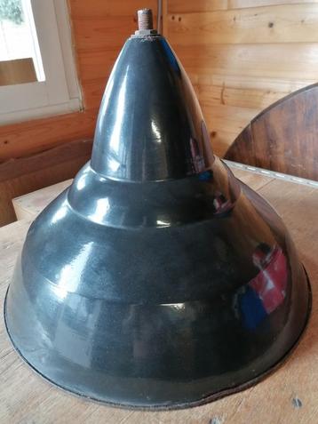 grote emaille lampenkap  jaren 40' beschikbaar voor biedingen