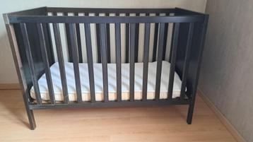 babybed (incl. matras en aerosleep) beschikbaar voor biedingen