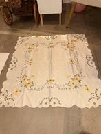 Nappe blanche à motifs fleurs, Enlèvement ou Envoi, Neuf, Carré, Intérieur