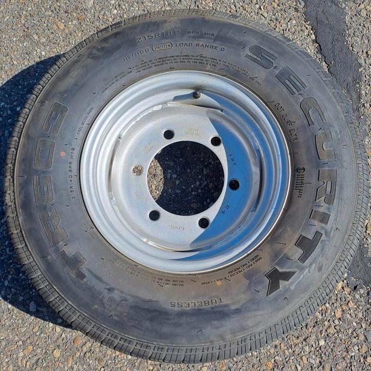 Complete mooie wielen, Zakelijke goederen, Landbouw | Onderdelen | Banden, Velgen en Assen, Ophalen