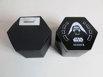 Compteur horaire de la montre Nixon Star Wars Kylo Black disponible aux enchères