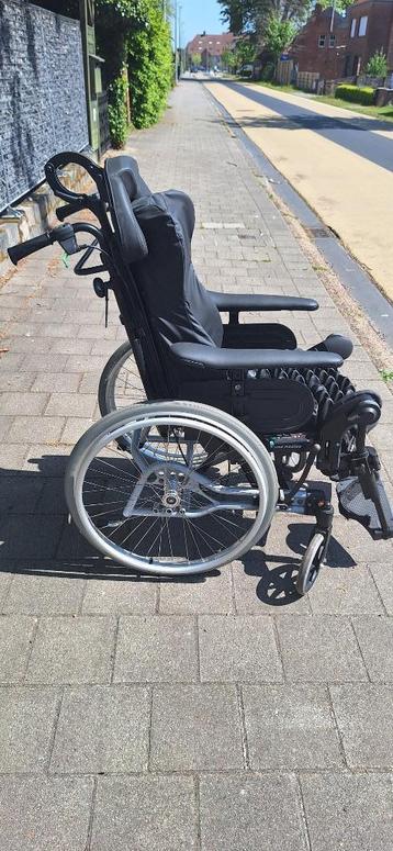 rolstoel beschikbaar voor biedingen