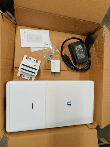 Unifi UAP-AC Outdoor, Informatique & Logiciels, Points d'accès, Enlèvement ou Envoi, Comme neuf
