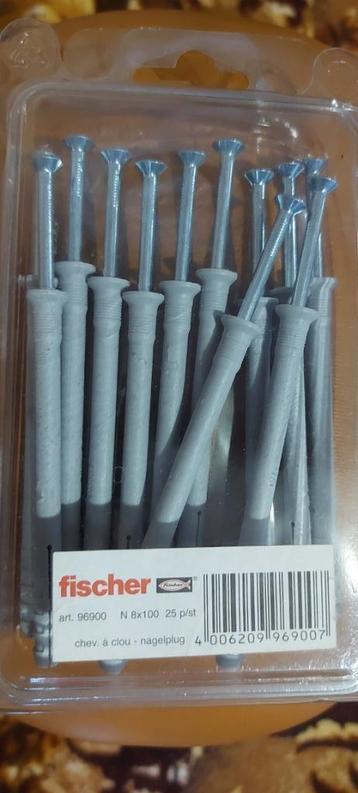 Nagelpluggen 8 x 100 beschikbaar voor biedingen