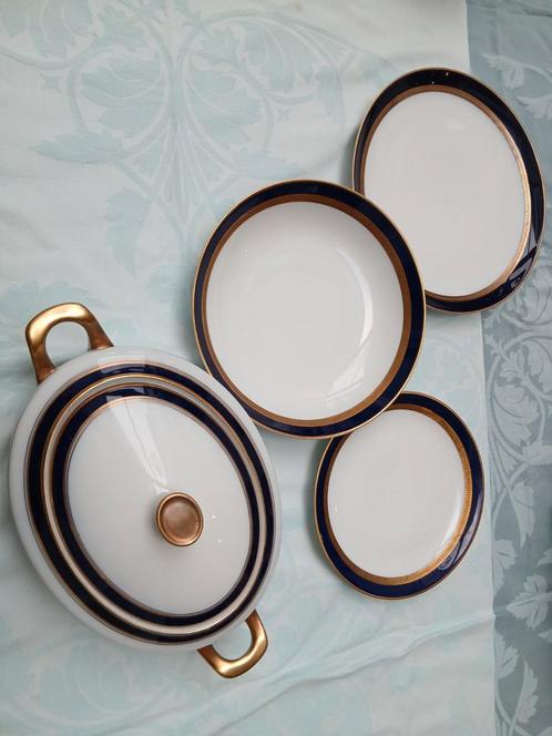 Servies van porselein van Arzberg en Hutschenreuther 32-deli, Huis en Inrichting, Keuken | Servies, Zo goed als nieuw, Porselein