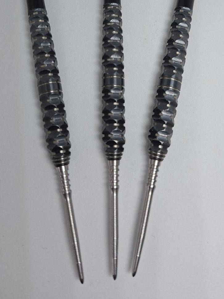Darts pijlen Falcon Darts 90% 23 gram +Mission Sniper points, Sport en Fitness, Darts, Zo goed als nieuw, Pijlen, Ophalen of Verzenden