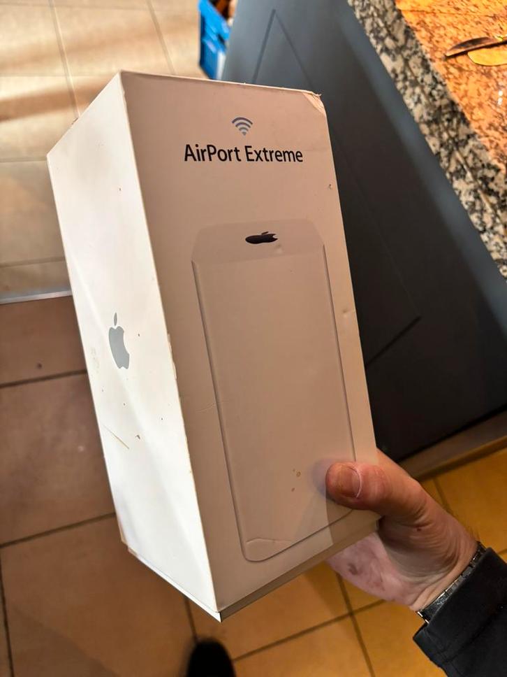 Apple Airport Extreme, Informatique & Logiciels, Routeurs & Modems, Comme neuf, Enlèvement ou Envoi