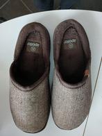 Heren slippers 41&42, Kleding | Heren, Schoenen, Ophalen, Slippers
