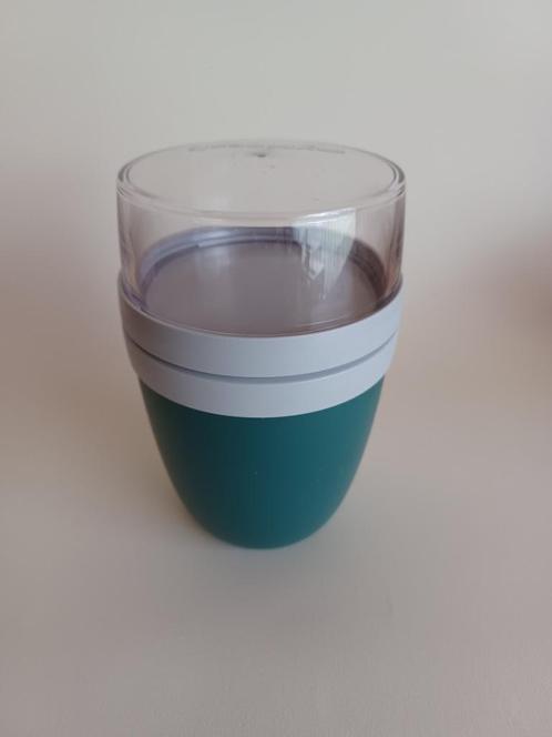 Mepal lunchpot - Muesli Beker, Huis en Inrichting, Keuken | Servies, Zo goed als nieuw, Overige typen, Ophalen of Verzenden