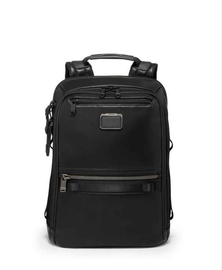 Tumi rugzak, leder in topstaat – luxe voor een vriendenprijs, Computers en Software, Laptoptassen, Zo goed als nieuw, Rugzak, Ophalen of Verzenden