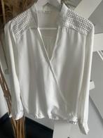 Mooie witte blouse met accenten maat L, Maat 42/44 (L), Ophalen of Verzenden, Wit, Zo goed als nieuw