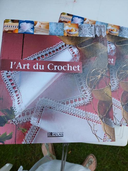 L'ART DU CROCHET. Édition ATLAS., Hobby & Loisirs créatifs, Tricot & Crochet, Comme neuf, Crochet, Enlèvement ou Envoi