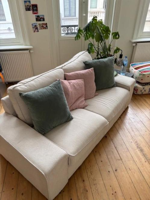 Zetel met bijhorende poef en kussens, Huis en Inrichting, Zetels | Zetels en Chaises Longues, Gebruikt, Tweepersoons, 150 tot 200 cm