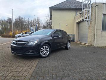 Opel astra gtc uit 2011 met 240.000km