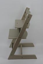 Stokke Tripp Trapp Taupe – Refurbished model, Kinderen en Baby's, Kinderstoelen, Verzenden, Zo goed als nieuw, Meegroeistoel, Stoelverkleiner