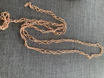 3 delige kralenslinger lengte is ci 2m70   (2 stuks te koop) beschikbaar voor biedingen