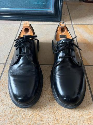Dr Martens beschikbaar voor biedingen