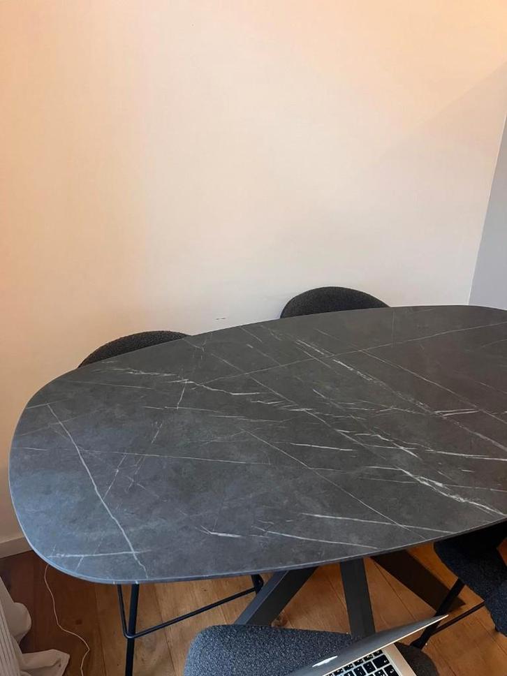 Bartafel ENRICO 14080 – Marmerlook Zwart – Ygo, Huis en Inrichting, Tafels | Eettafels, Zo goed als nieuw, 50 tot 100 cm, 100 tot 150 cm