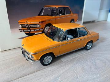 BMW 20002 Ti oranje Autoart #70506 1:18 beschikbaar voor biedingen
