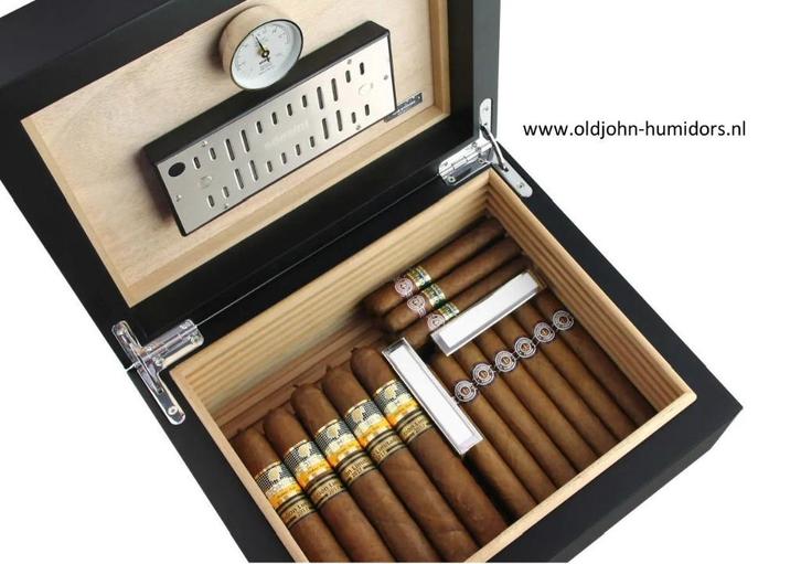 HUMIDOR ADORINI TORINO MEDIUM DELUXE - 75 SIGAREN       h135, Verzamelen, Rookartikelen, Aanstekers en Luciferdoosjes, Nieuw, Tabaksdoos of Verpakking