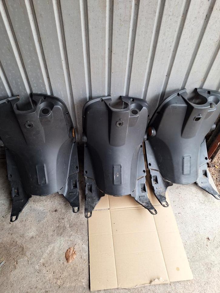 Been kap sym fiddle 2 50cc scooter, Fietsen en Brommers, Brommeronderdelen | Algemeen, Carburateur, Ophalen of Verzenden