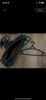 Kledinghangers 28 stuks, Ophalen, Zo goed als nieuw