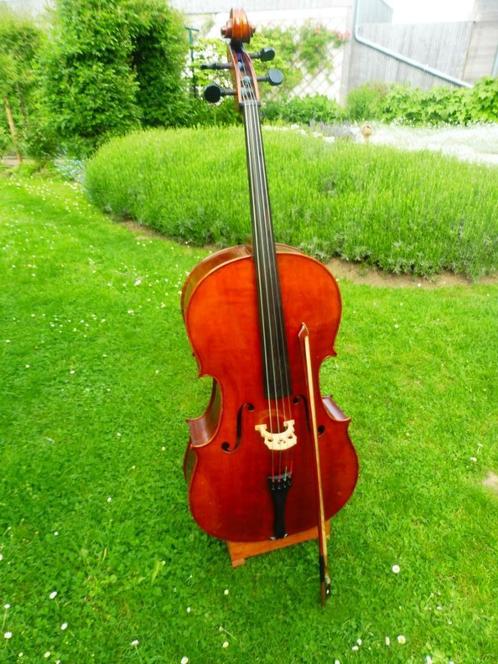 Cello, Muziek en Instrumenten, Strijkinstrumenten | Cello's, Gebruikt, Met koffer, Ophalen