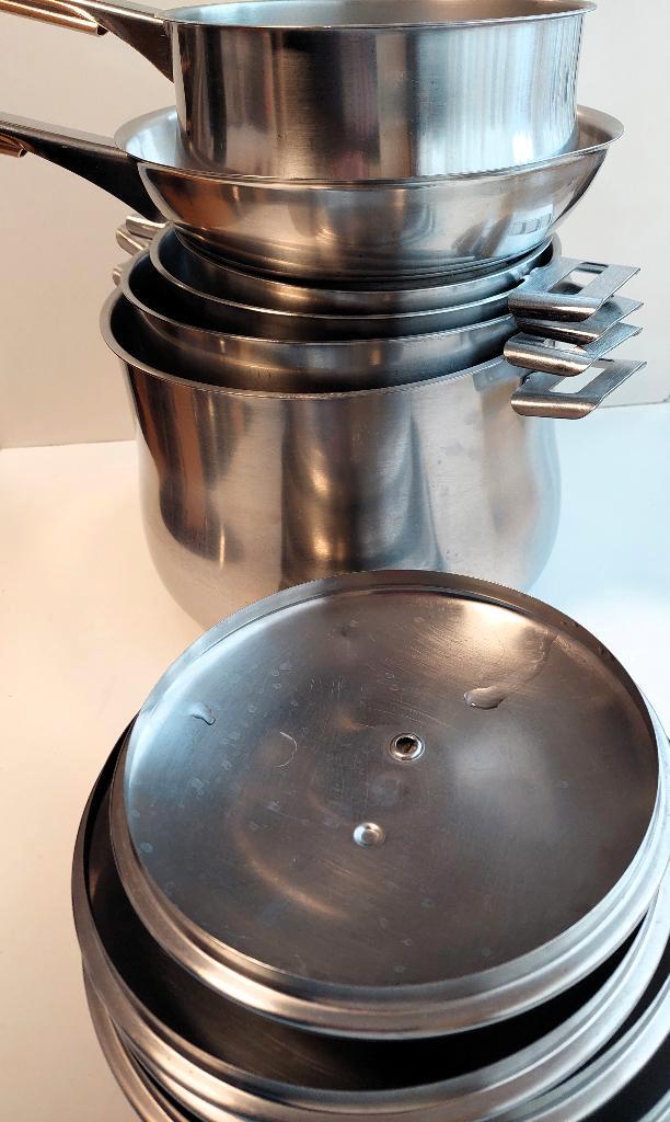 pots de la série Demeyere Silvinox, Maison & Meubles, Cuisine | Casseroles & Poêles, Utilisé, Ensemble de casseroles, Inox, Plaque céramique