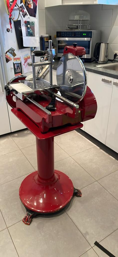 Snijmachine op voet type Berkel, Zakelijke goederen, Horeca | Keukenapparatuur, Ophalen