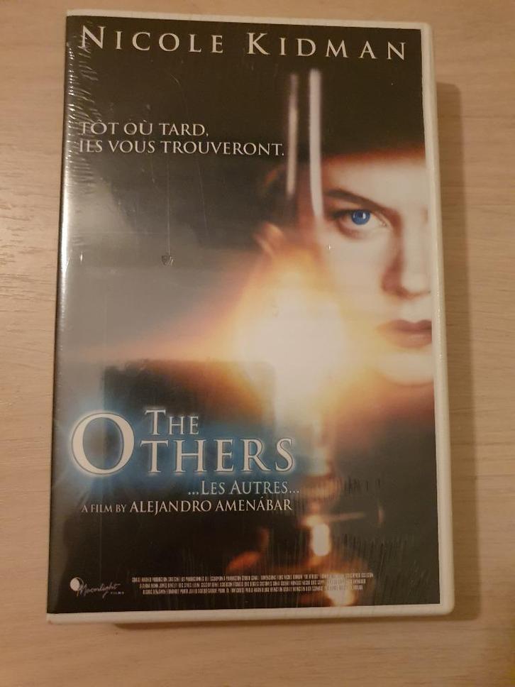 Nouvelle K7 VHS sous blister the o thers, Cd's en Dvd's, VHS | Film, Nieuw in verpakking, Science Fiction en Fantasy, Ophalen of Verzenden