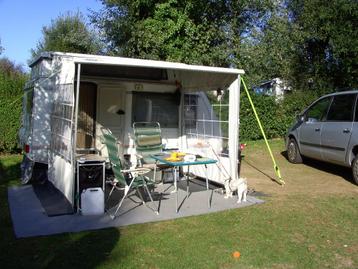 Safari-room voor Rapido club 31 of 32 met Omnistor 2000 luif, Particulier, Rapido