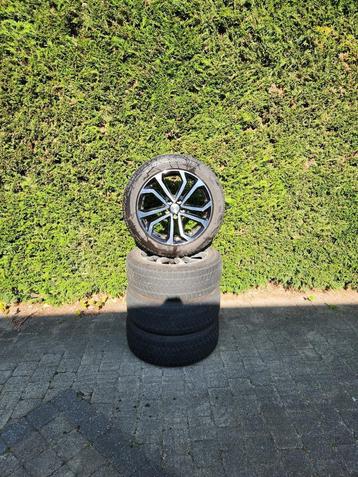DEZENT TV DARK 225/55R18 98V 18inch Winterset, Ophalen, 18 inch, Gebruikt, Banden en Velgen