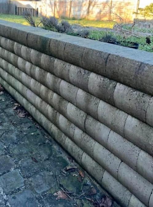 In elkaar grijpende tuinblokken voor keermuur, Tuin en Terras, Tuinhekken en Hekwerk, Gebruikt, Ophalen