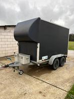 Saris gesloten aanhangwagen, Ophalen, Gebruikt