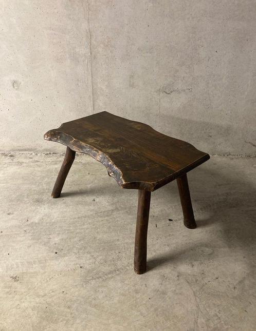 Brutalistische tafel, Huis en Inrichting, Tafels | Bijzettafels, Gebruikt, Hout, Ophalen
