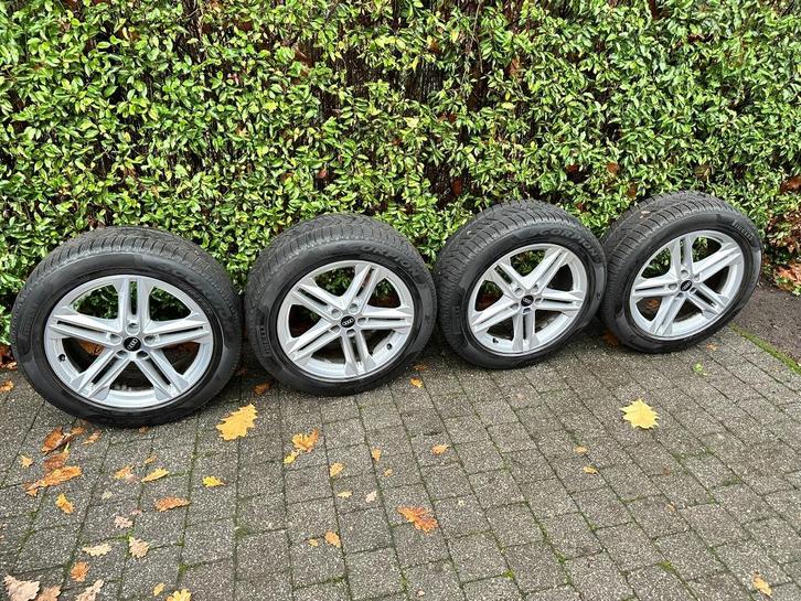 Originele Audi Q5 19" velgen met winiterbanden, Auto-onderdelen, Banden en Velgen, Velg(en), Winterbanden, 19 inch, 235 mm, Terreinwagen
