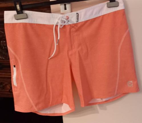 Sportieve short Mystic maat M, Kleding | Dames, Broeken en Pantalons, Zo goed als nieuw, Maat 38/40 (M), Oranje, Kort, Ophalen of Verzenden