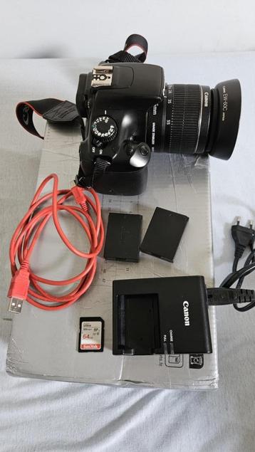 Canon EOS 1100D + tas + accessoires beschikbaar voor biedingen