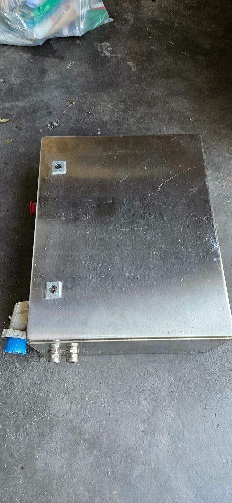 Rittal verdeelkast RVS 500 x 400 x 200, Doe-het-zelf en Bouw, Elektriciteit en Kabels, Zo goed als nieuw, Overige typen, Ophalen