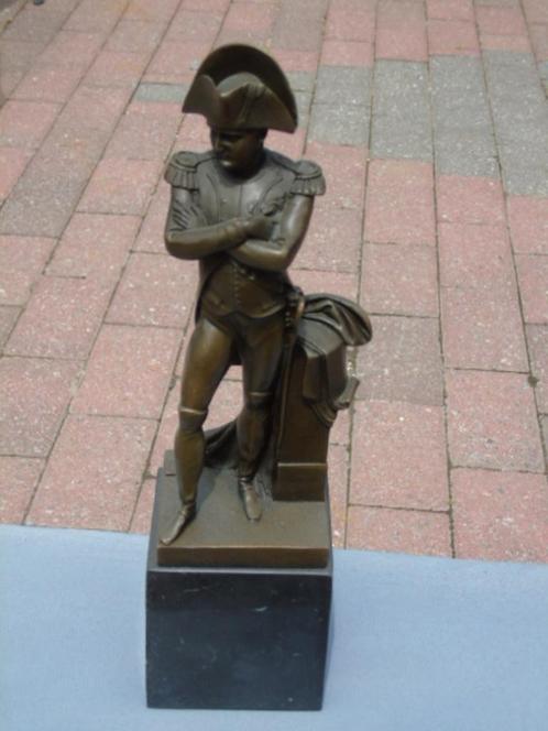 Standbeeld van Napoleon met gekruiste armen in brons gesigne, Antiek en Kunst, Antiek | Brons en Koper, Brons, Ophalen