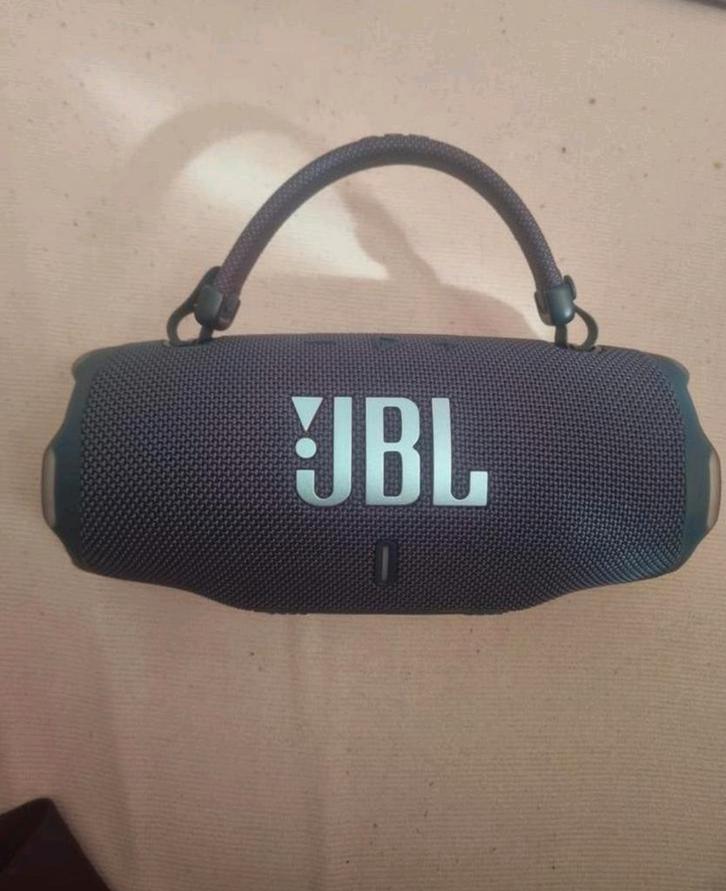 Jbl charge, Audio, Tv en Foto, Luidsprekerboxen, Zo goed als nieuw, JBL, Ophalen of Verzenden