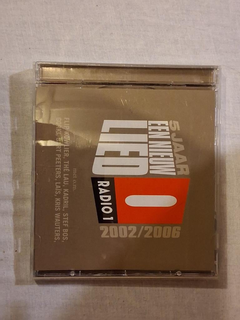 CD ‘Een Nieuw Lied' met o.a. Laïs, Kadril en Bart peeters, CD & DVD, CD | Néerlandophone, Comme neuf, Pop, Enlèvement ou Envoi