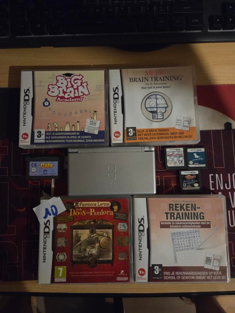 DS lite + Mariokart en meer, Games en Spelcomputers, Games | Nintendo DS, Ophalen of Verzenden